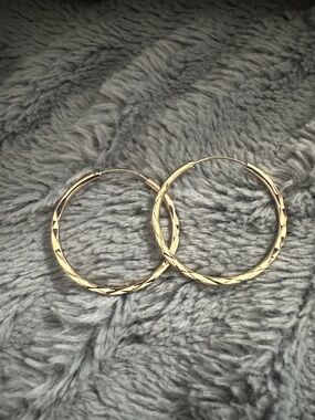 Classic Textured Gold Hoop Earrings - Women Jewelry
